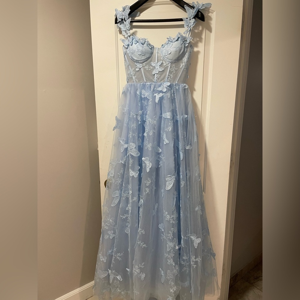Kiss Prom Lydia | Sky Blue A-line Butterfly Lace Lilac Corset Prom Dress w/ Slit